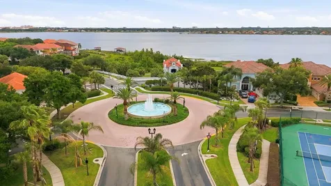 8310 Tivoli Drive Orlando FL 32836