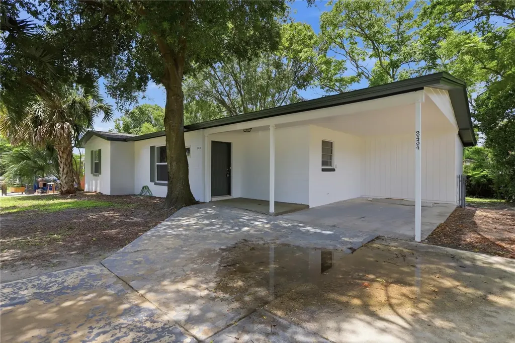 2434 Cardena Avenue Deltona FL 32738