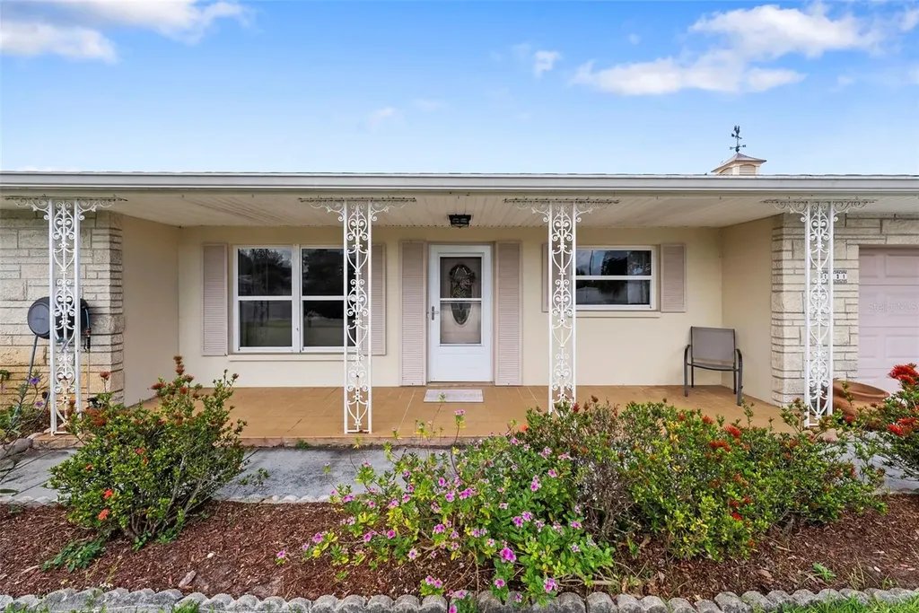 1831 Oak Lake Drive Clearwater FL 33764