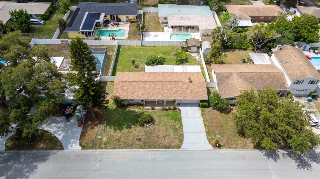 1831 Oak Lake Drive Clearwater FL 33764
