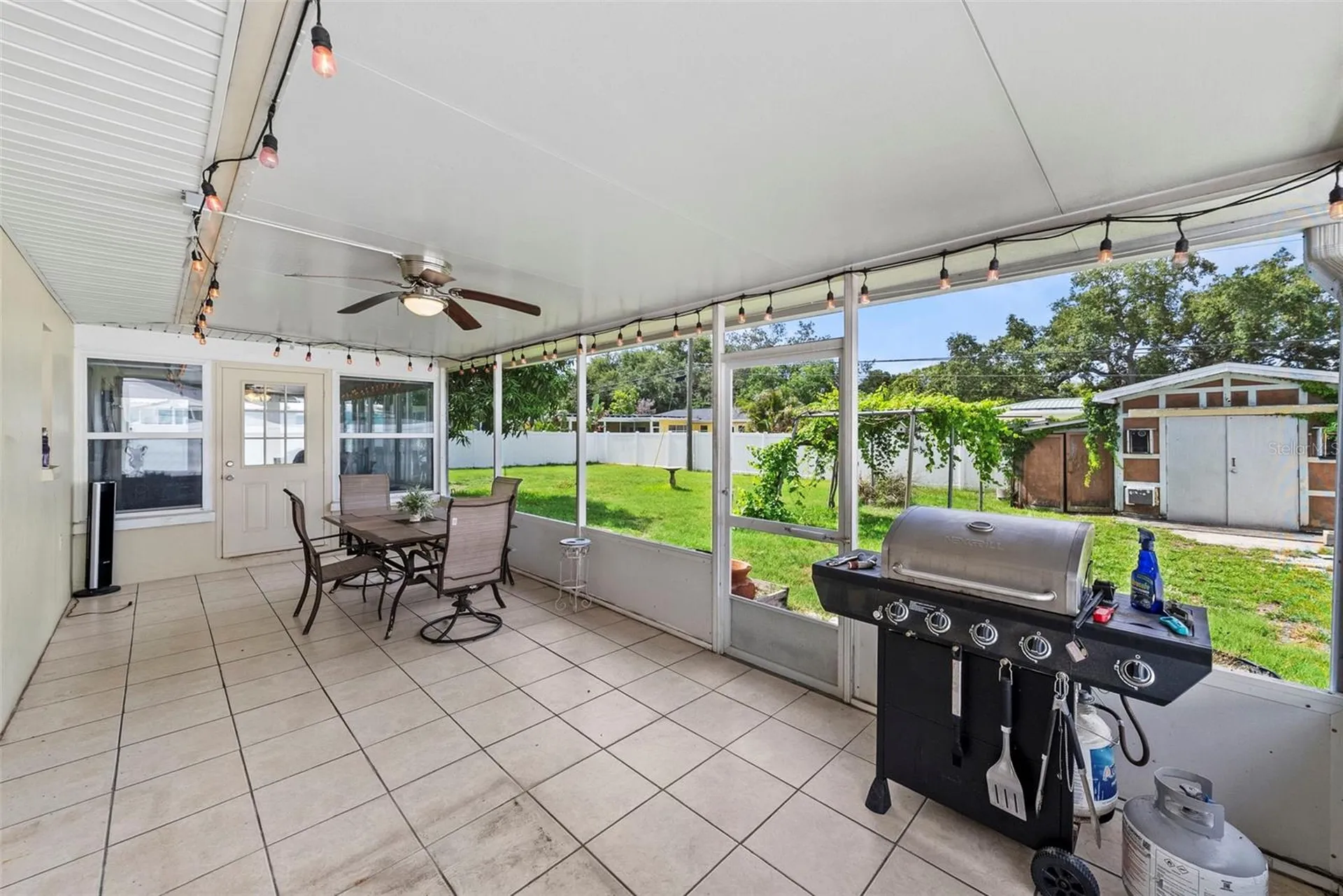 1831 Oak Lake Drive Clearwater FL 33764