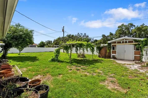 1831 Oak Lake Drive Clearwater FL 33764