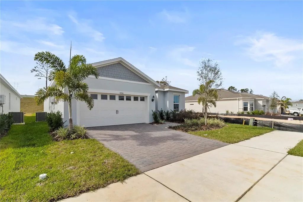 15936 Winding Bluff Drive Montverde FL 34756
