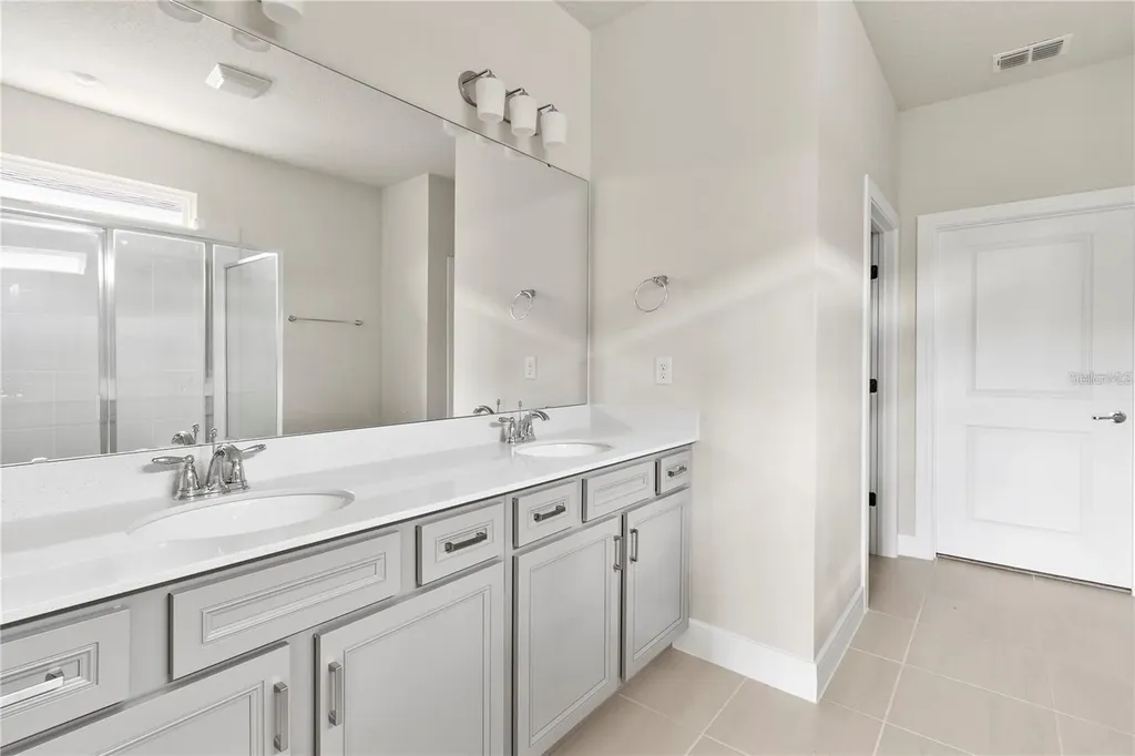 15936 Winding Bluff Drive Montverde FL 34756