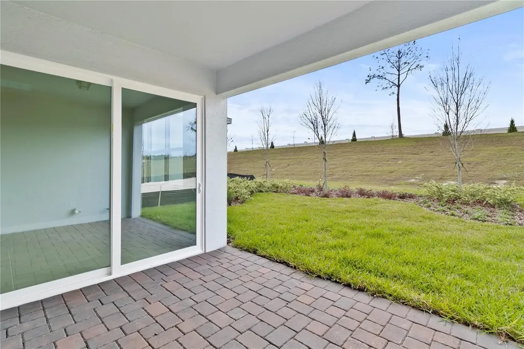 15936 Winding Bluff Drive Montverde FL 34756