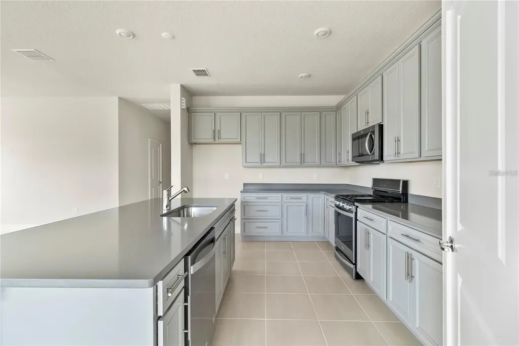 15936 Winding Bluff Drive Montverde FL 34756