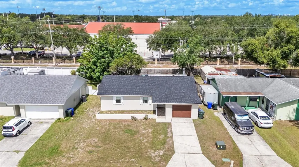 1309 Cinnamon Way W Lakeland FL 33801