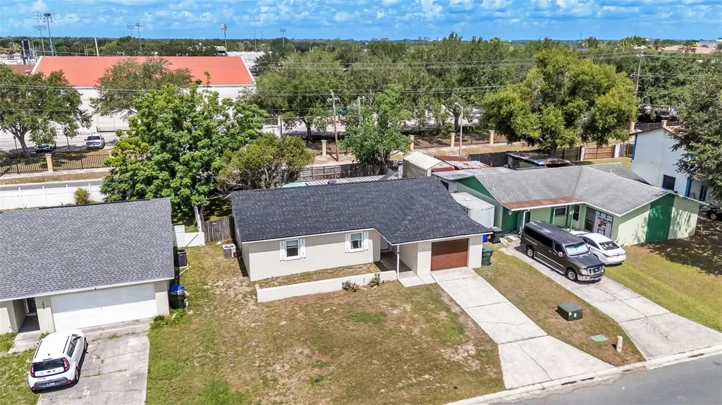 1309 Cinnamon Way W Lakeland FL 33801