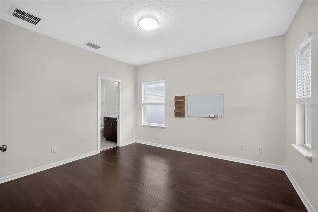 8016 Marbella Creek Avenue Tampa FL 33625