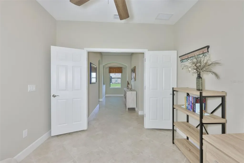 803 Chipper Drive Sun City Center FL 33573
