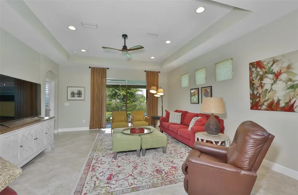 803 Chipper Drive Sun City Center FL 33573