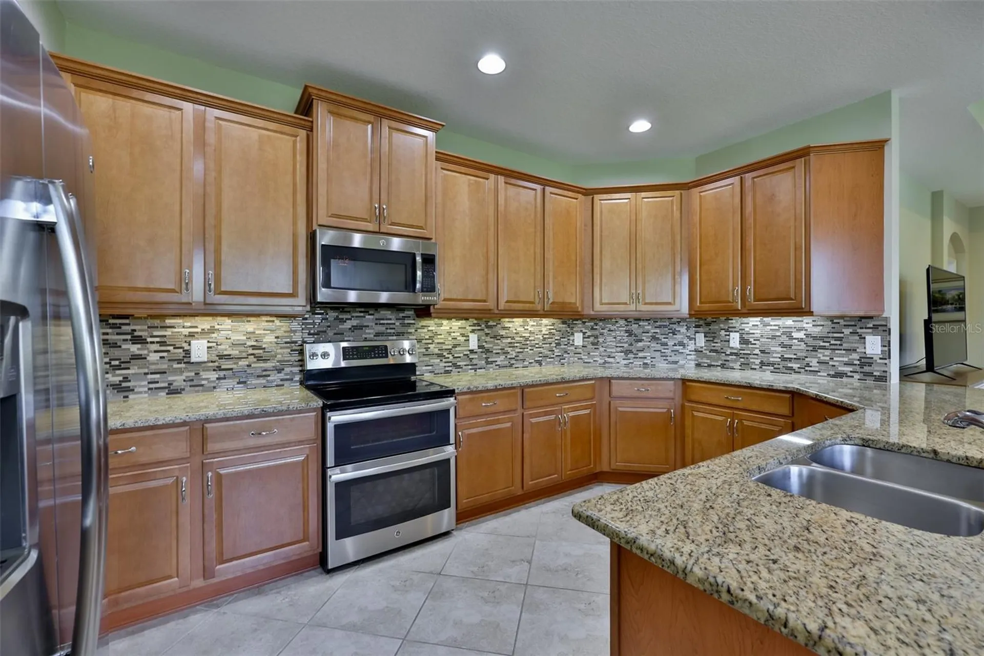 803 Chipper Drive Sun City Center FL 33573