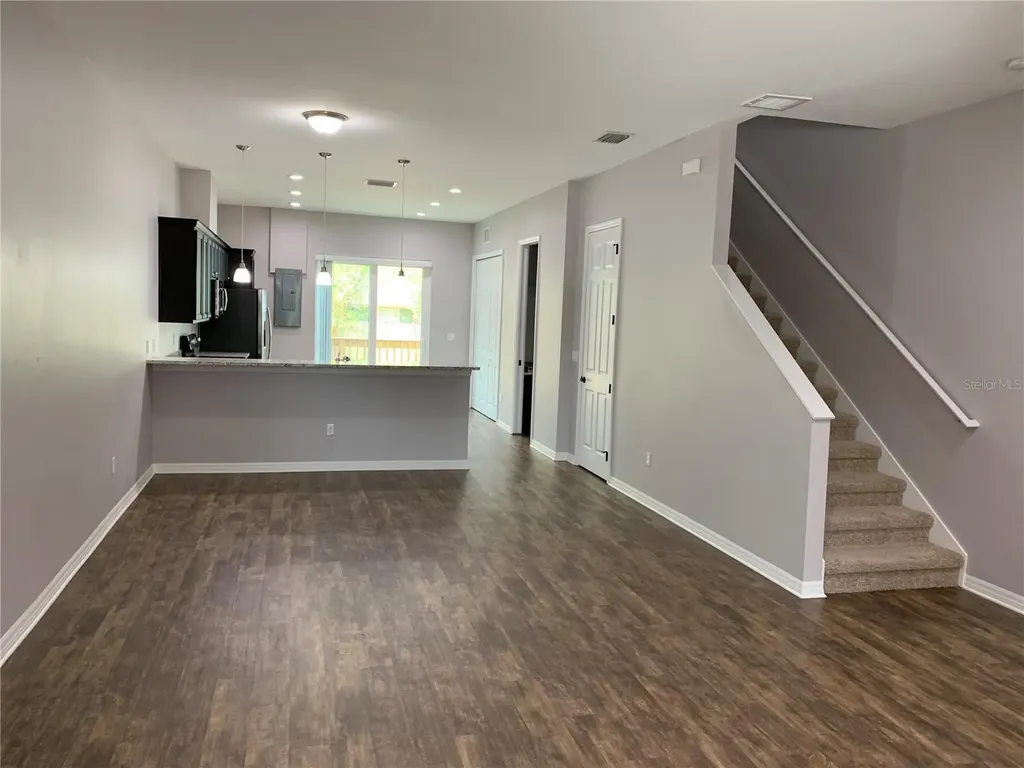512 Frances Street Dunedin FL 34698