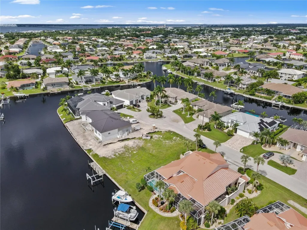 1217 Gorda Cay Lane Punta Gorda FL 33950