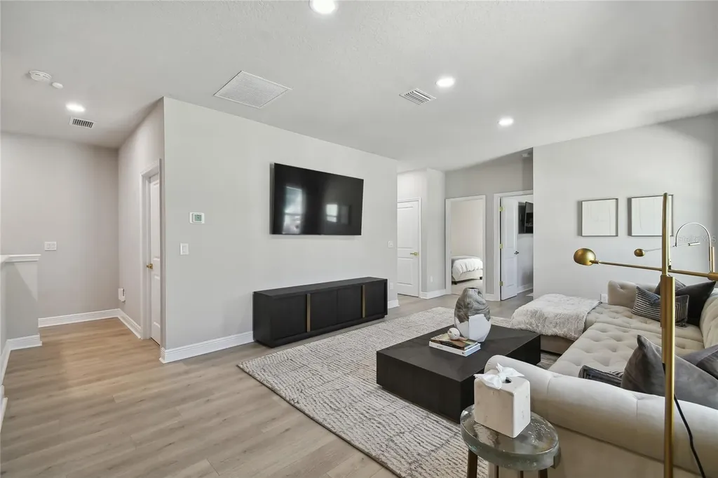 3814 West De Leon Street Tampa FL 33609
