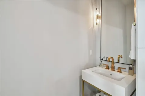 3814 West De Leon Street Tampa FL 33609