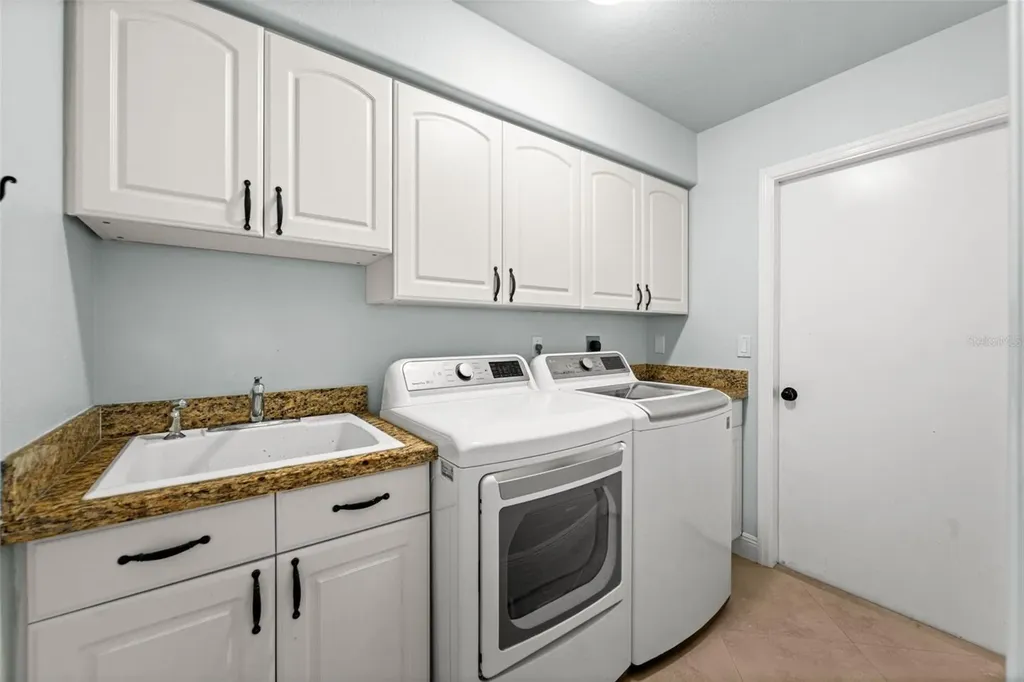 240 SW 37th Lane Cape Coral FL 33914
