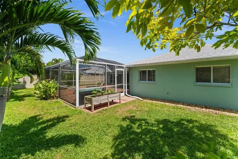 240 SW 37th Lane Cape Coral FL 33914