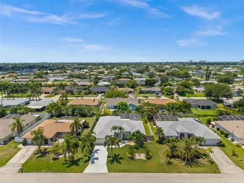 240 SW 37th Lane Cape Coral FL 33914