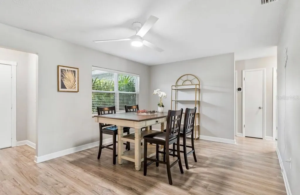5127 Caesar Way S St Petersburg FL 33712