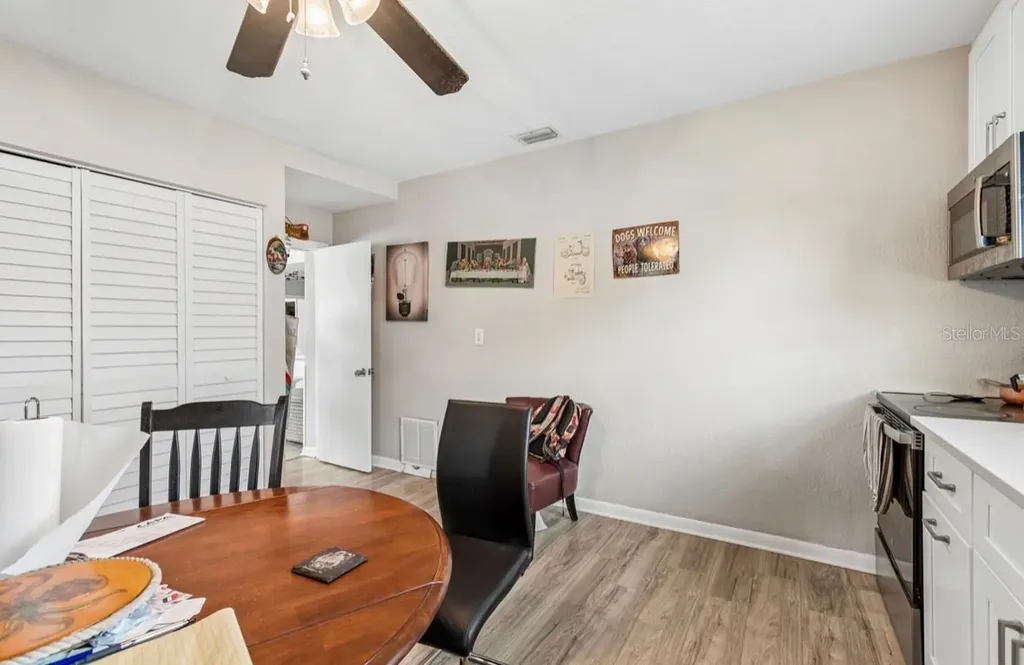 5127 Caesar Way S St Petersburg FL 33712