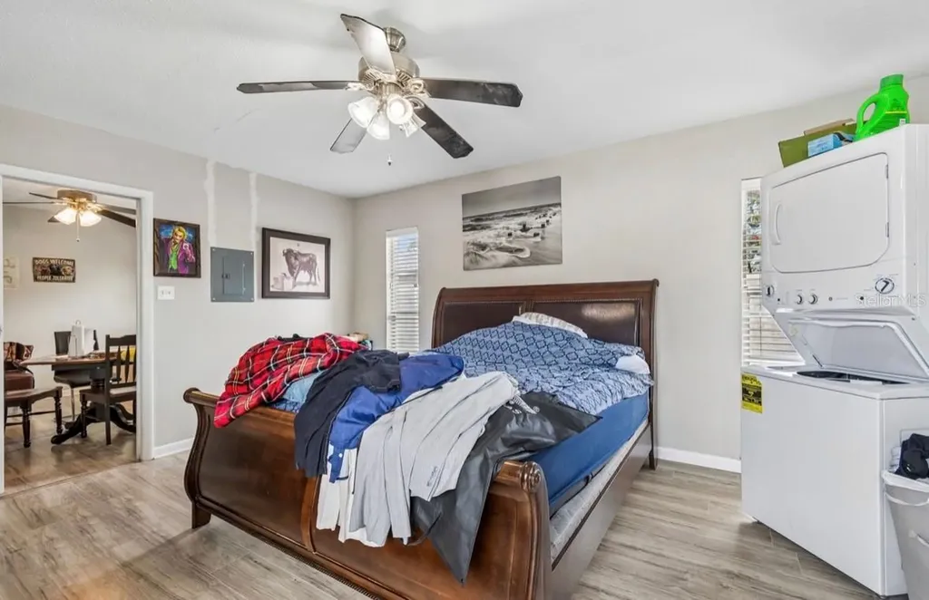 5127 Caesar Way S St Petersburg FL 33712