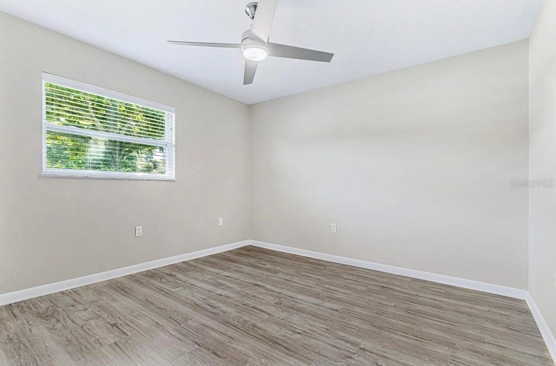 5127 Caesar Way S St Petersburg FL 33712