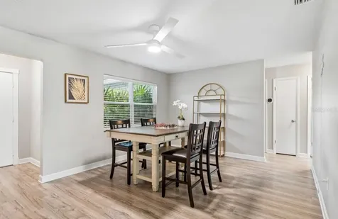 5127 Caesar Way S St Petersburg FL 33712