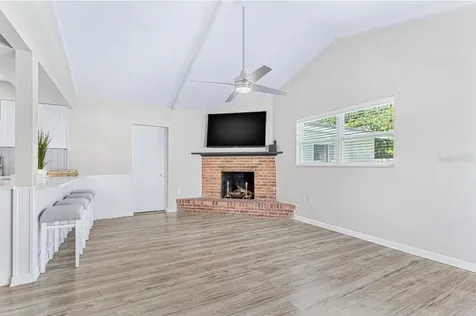 5127 Caesar Way S St Petersburg FL 33712