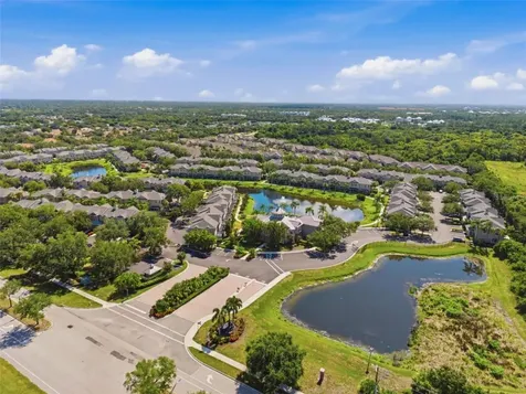 7560 Plantation Circle Bradenton FL 34201