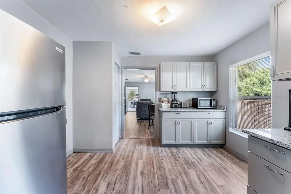 302 Park Avenue Hastings FL 32145