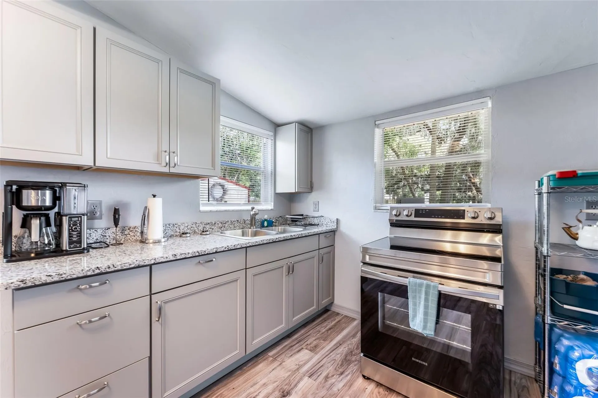 302 Park Avenue Hastings FL 32145