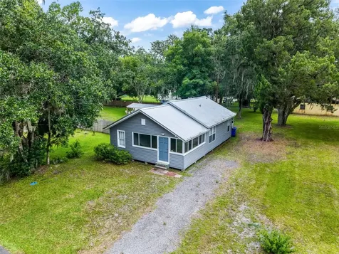 302 Park Avenue Hastings FL 32145