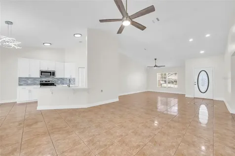 2910 Lotus Court Kissimmee FL 34747