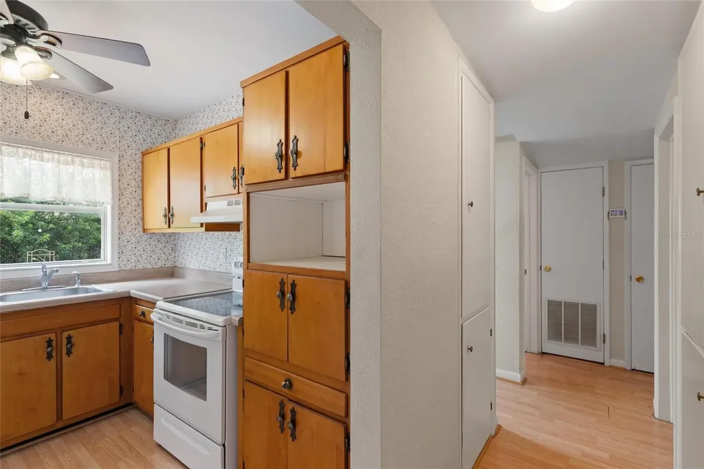 2221 Curtis Drive S Clearwater FL 33764