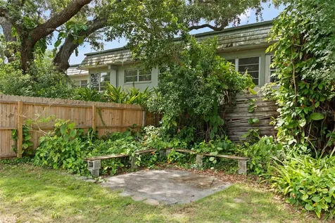 2221 Curtis Drive S Clearwater FL 33764