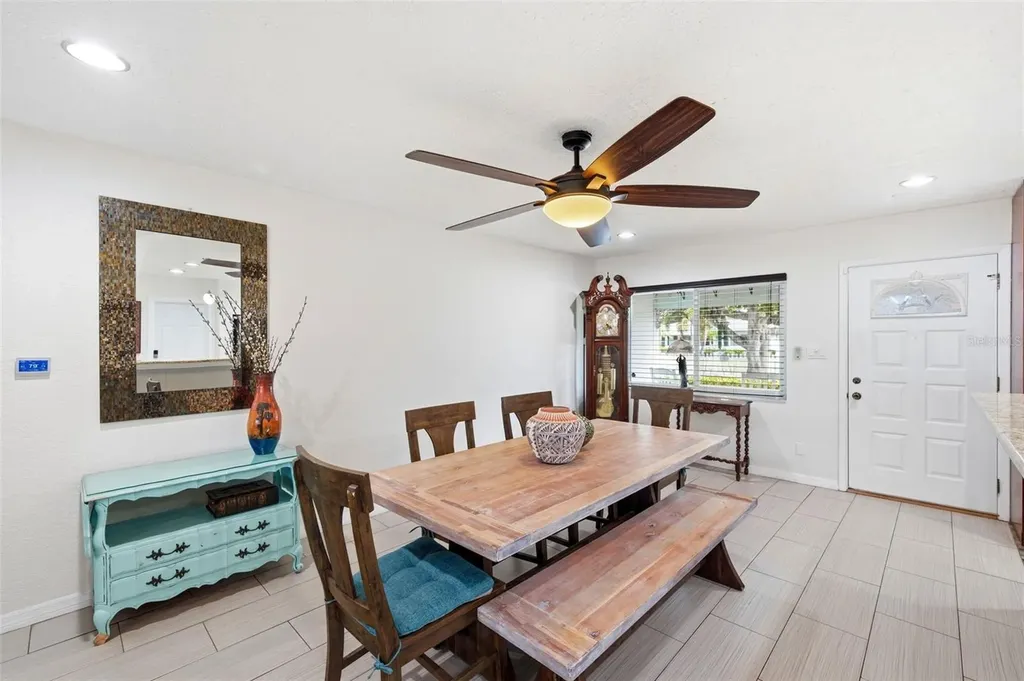 6765 3rd Avenue N St Petersburg FL 33710