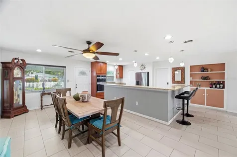6765 3rd Avenue N St Petersburg FL 33710
