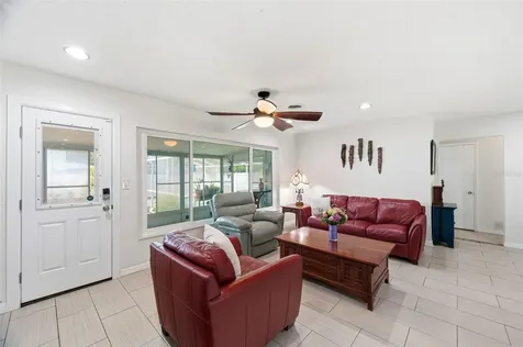 6765 3rd Avenue N St Petersburg FL 33710