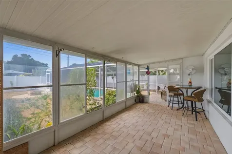 6765 3rd Avenue N St Petersburg FL 33710