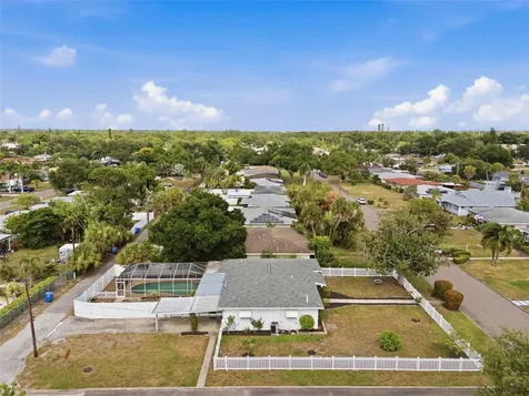 6765 3rd Avenue N St Petersburg FL 33710