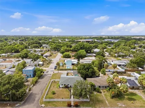 6765 3rd Avenue N St Petersburg FL 33710