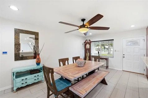 6765 3rd Avenue N St Petersburg FL 33710