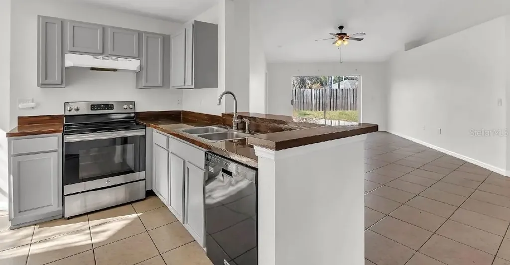 3348 Kelsey Lane St Cloud FL 34772