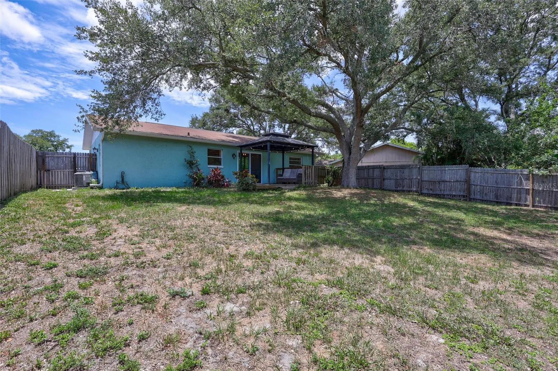 504 7th Street SE Largo FL 33771