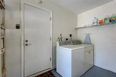 504 7th Street SE Largo FL 33771