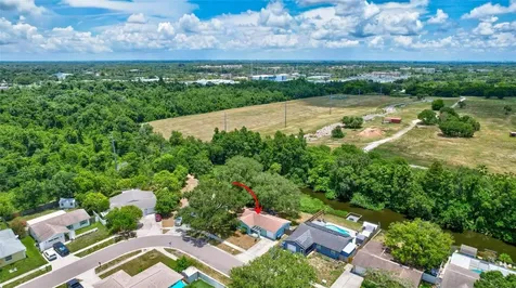 504 7th Street SE Largo FL 33771