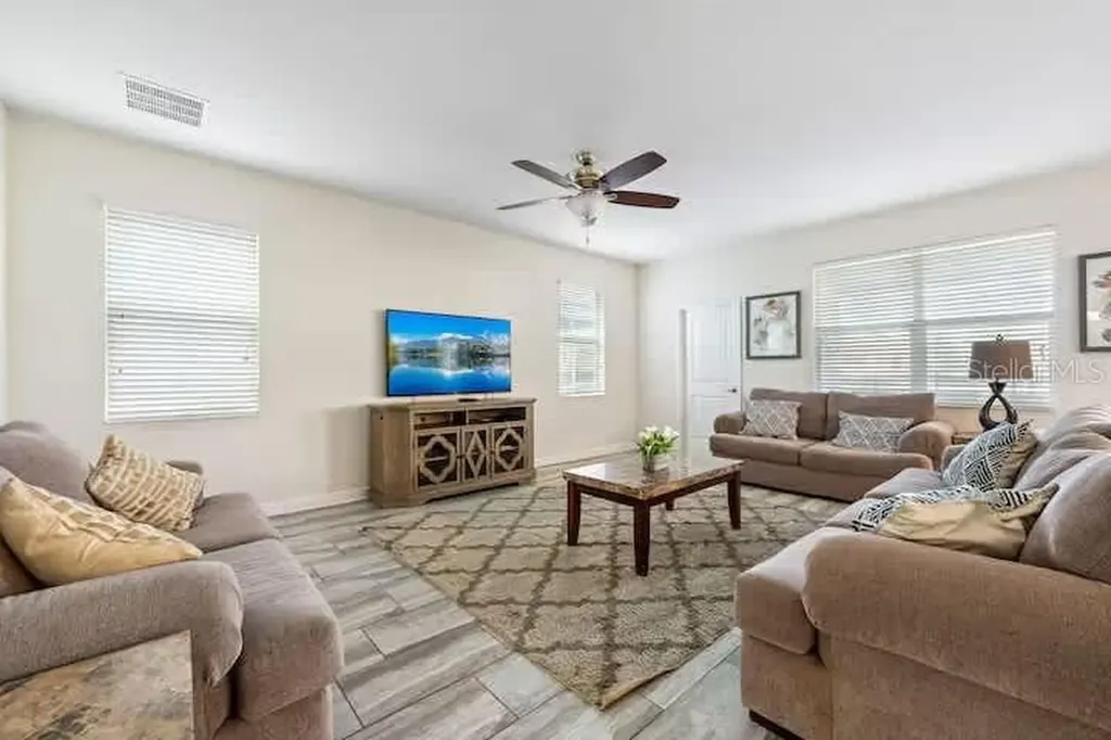 9045 Hazard Street Davenport FL 33896