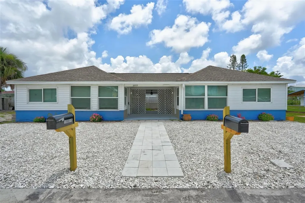 18015 1st Street E Redington Shores FL 33708