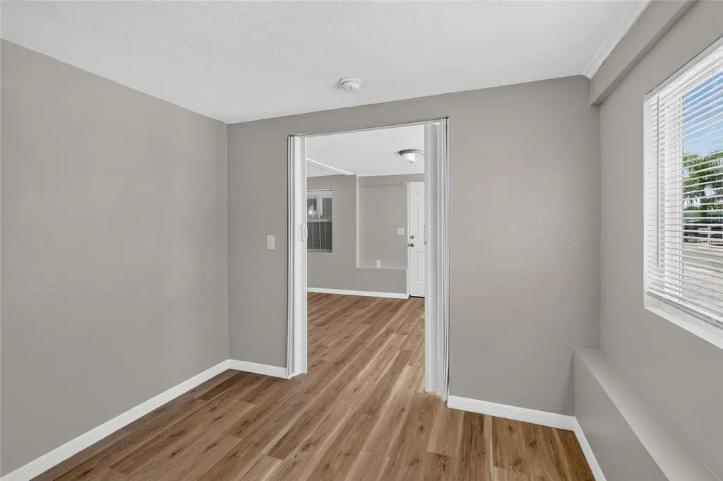 18015 1st Street E Redington Shores FL 33708